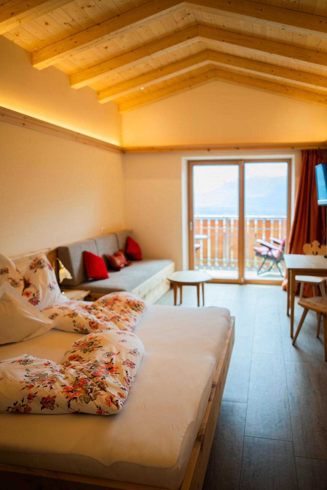 Bed and Breakfast Garni Stübele Dorf Tirol Exterior foto
